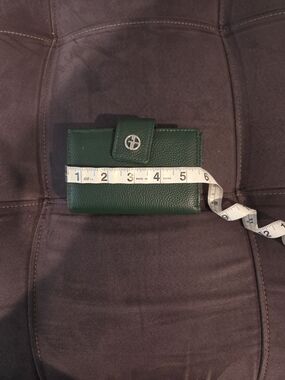 Women Accessories Subcategory Identification